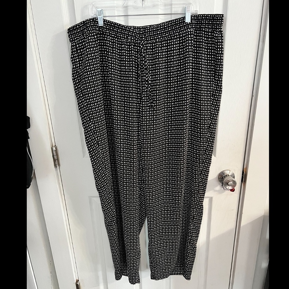 Loft Plus Black & White Fluid Wide Leg Pant
